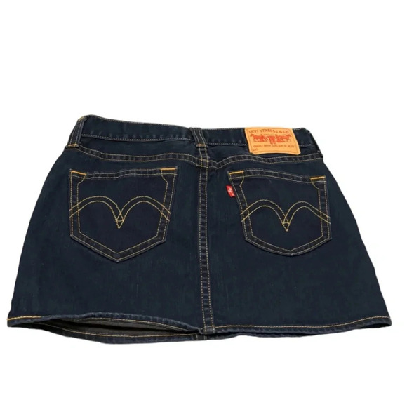 Levi’s type 1 Jean skirt - Picture 2 of 2